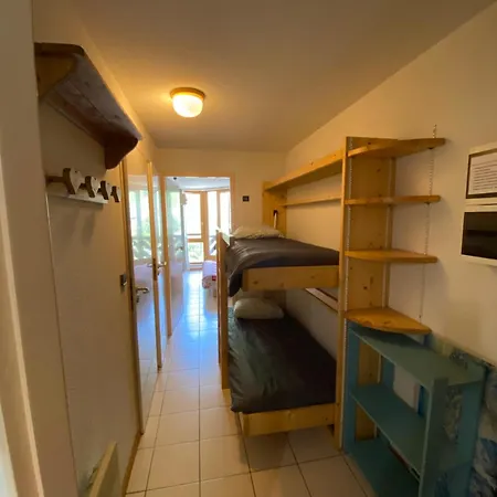 Lägenhet 1 Bedroom Appt With Beautiful Views *