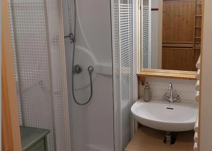 1 Bedroom Appt With Beautiful Views Lägenhet *